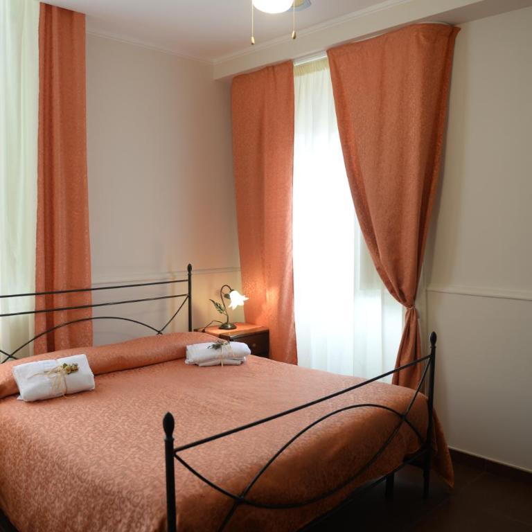 B&B San Leonardo - Camera Tripla con Bagno Privato - 12