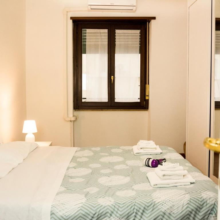 Richard & Lulù in Rome - Two-Bedroom Apartment - 9