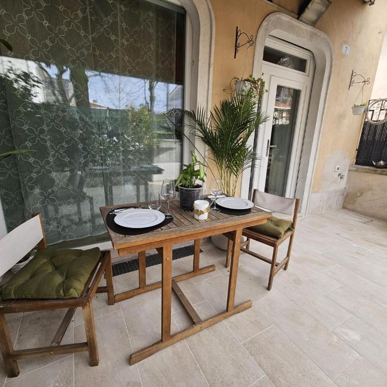 Junior Suite, Villa Joy Verona, Romantic, with garden, elegant living room, near the city center - Appartamento con 1 Camera da Letto - 13