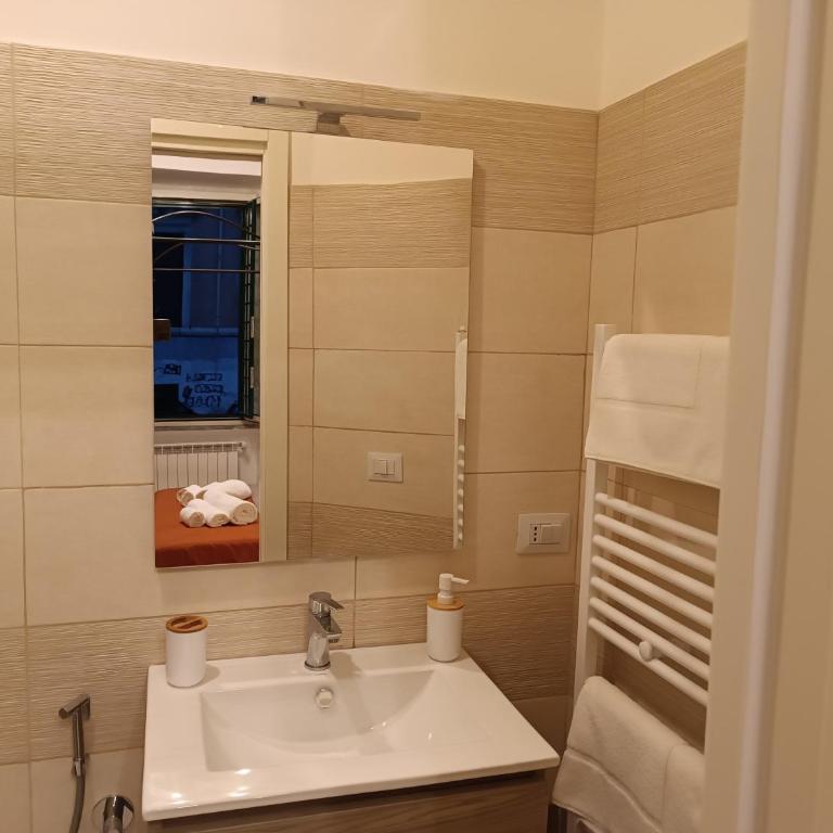 Testaccio Charme Apt - Appartamento con 2 Camere da Letto - 35