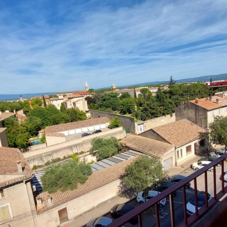 Ogooué appartement entier Lumineux 94m2 - Appartement 2 Chambres avec Vue sur la Montagne - 70