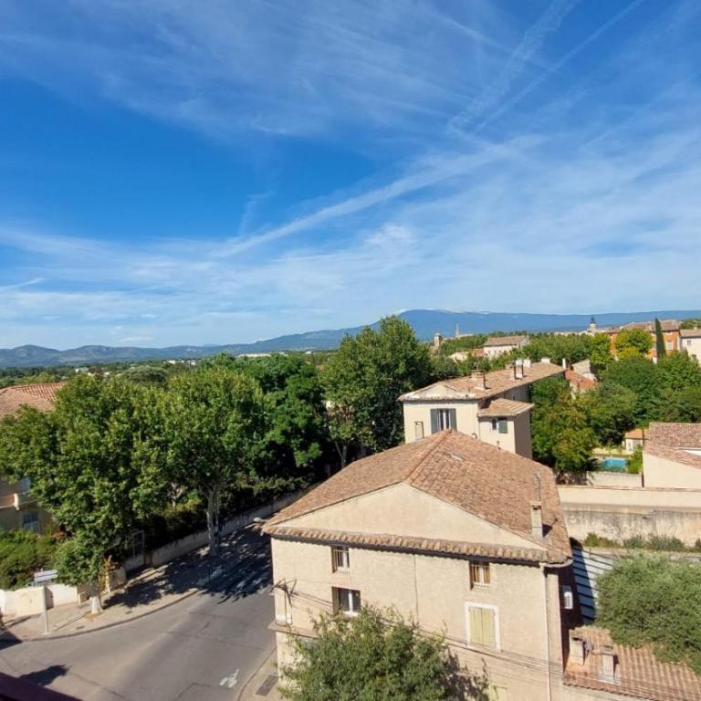Ogooué appartement entier Lumineux 94m2 - Appartement 2 Chambres avec Vue sur la Montagne - 69