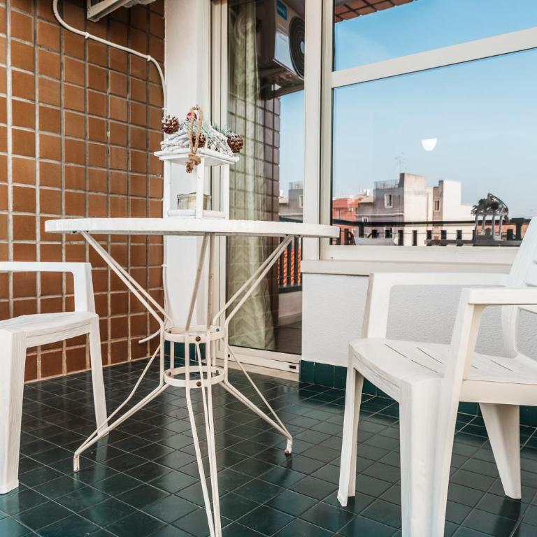 StesicoROOM - Appartamento con 2 Camere da Letto e con Vista Montagna - 18