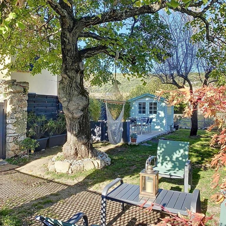 Maison sommet village avec jardin jacuzzi vue - Appartement 2 Chambres - 3