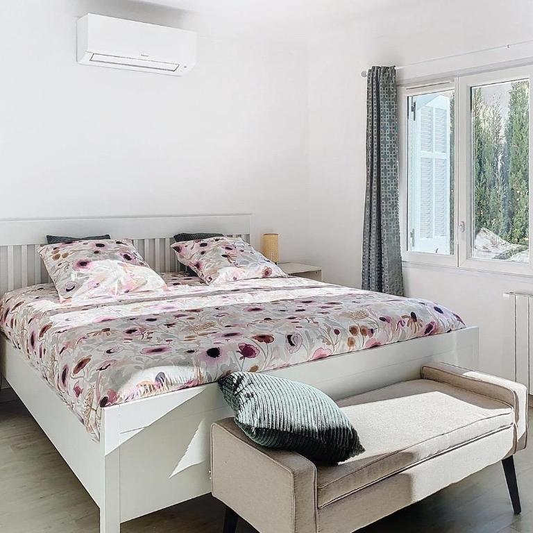 Maison sommet village avec jardin jacuzzi vue - Appartement 2 Chambres - 35