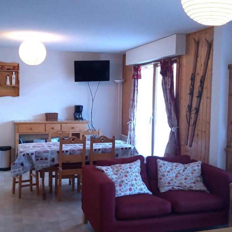 Location 3 pièces cabine - Animaux admis, parking - Au pied des pistes à St Jean d'Aulps - Appartement 2 Chambres - 1