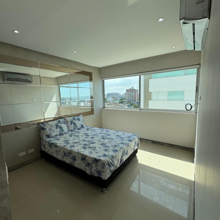 Apto moderno frente CC Buenavista, lujo y vistas - Apartamento de 3 dormitorios con vistas al mar - 24