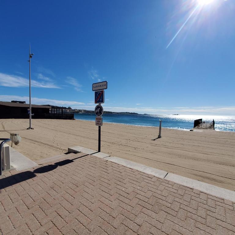 Frejus Plage a 50m des plages, 1er etage de villa - Apartment mit Meerblick - 7