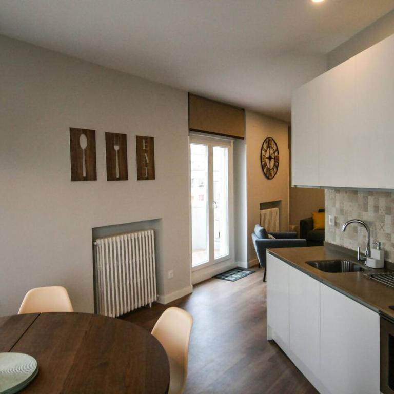 Apartamento con Terraza a Gran Vía y Palacio Real - Apartamento de 3 dormitorios - 5