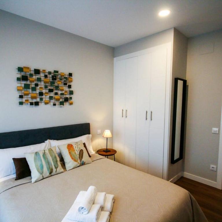 Apartamento con Terraza a Gran Vía y Palacio Real - Apartamento de 3 dormitorios - 14