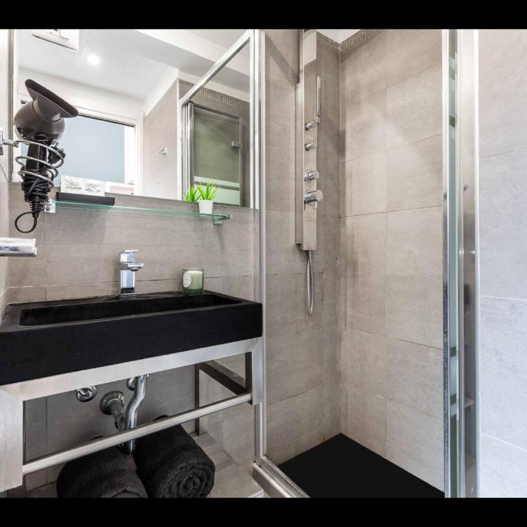 Duomo In 8 Stop - One-Bedroom House - 8