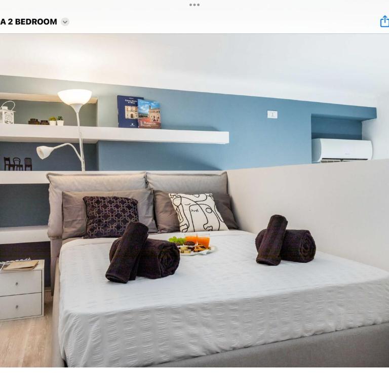 Duomo In 8 Stop - One-Bedroom House - 10