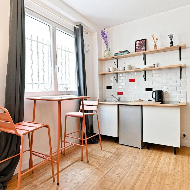 Studio avec Mezzanine Boulevard Voltaire-V - Studio - 5