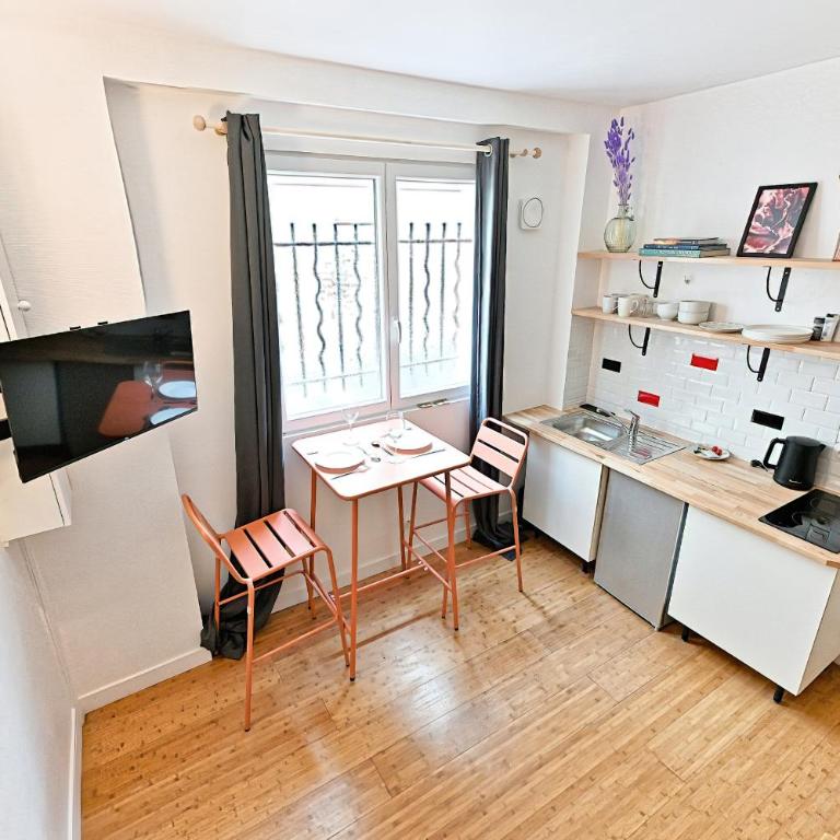 Studio avec Mezzanine Boulevard Voltaire-V - Studio - 2