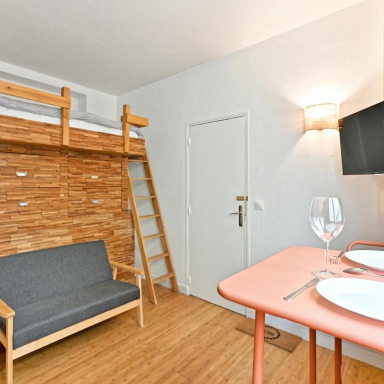 Studio avec Mezzanine Boulevard Voltaire-V - Studio - 12