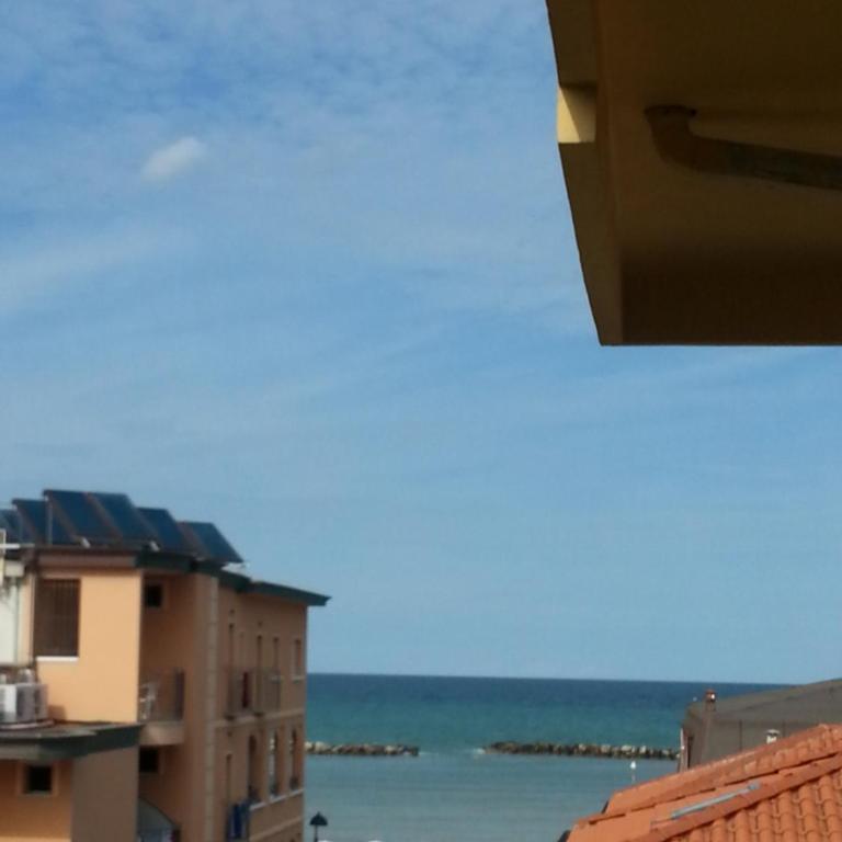 Hotel Letizia - Camera Tripla con Vista Mare - 1