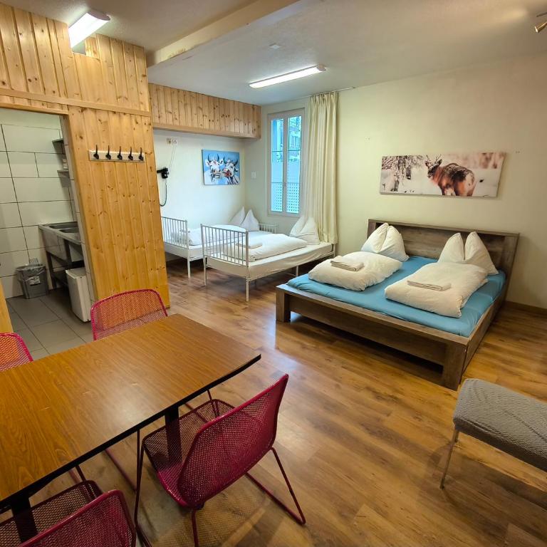 Interlaken Linda Inn Lodge - Standard Family Room External Private Bathroom - 5