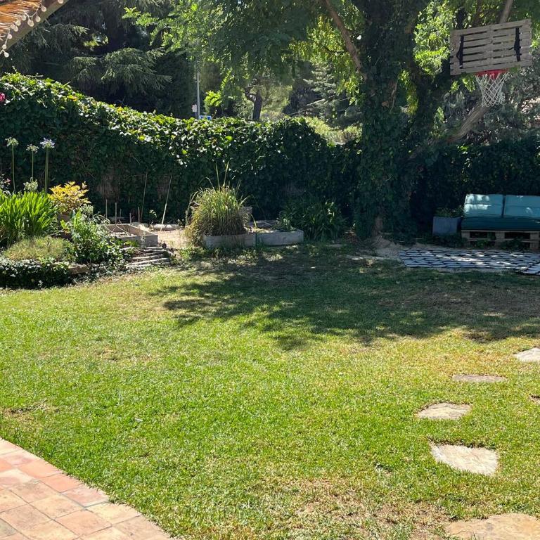 Villa avec jardin, bord de mer et colline - Villa mit 3 Schlafzimmern - 4