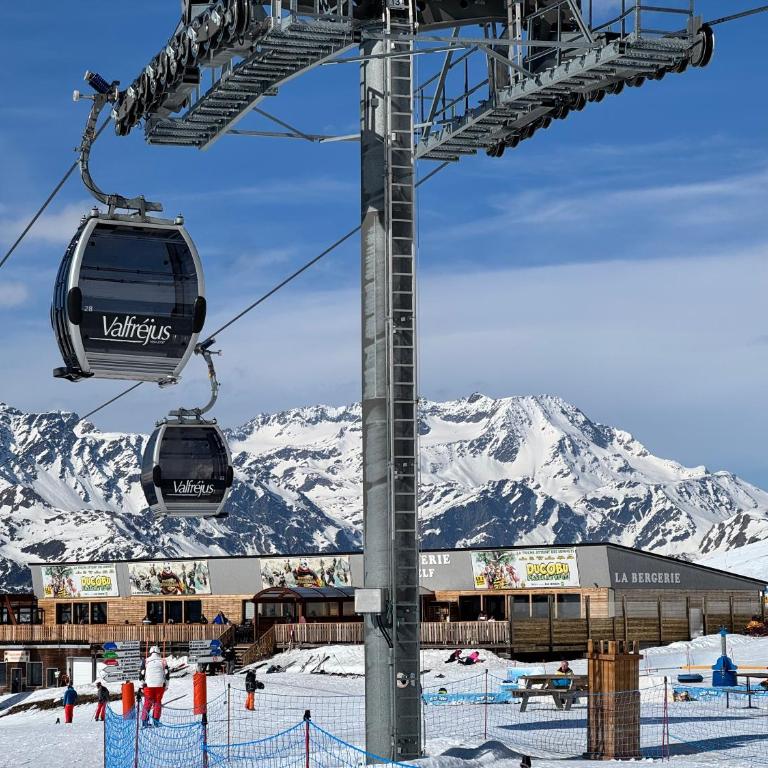 Appartement cosy 4 personnes Vue Montagne - Apartamento de 1 dormitorio - 14