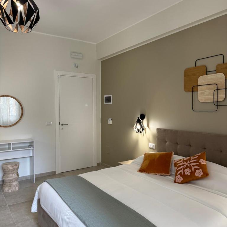 Dimora dei Vespri 2 - Double Room with Balcony - 10