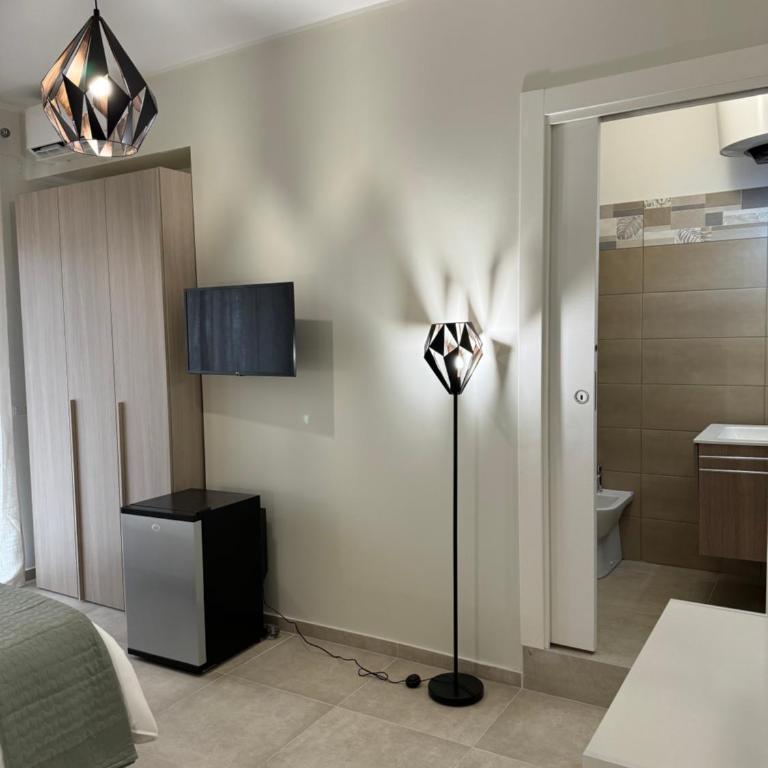 Dimora dei Vespri 2 - Double Room with Balcony - 8