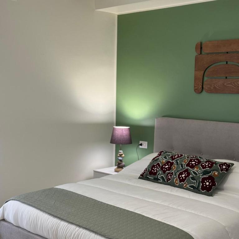 Dimora dei Vespri 2 - Triple Room with Balcony - 3