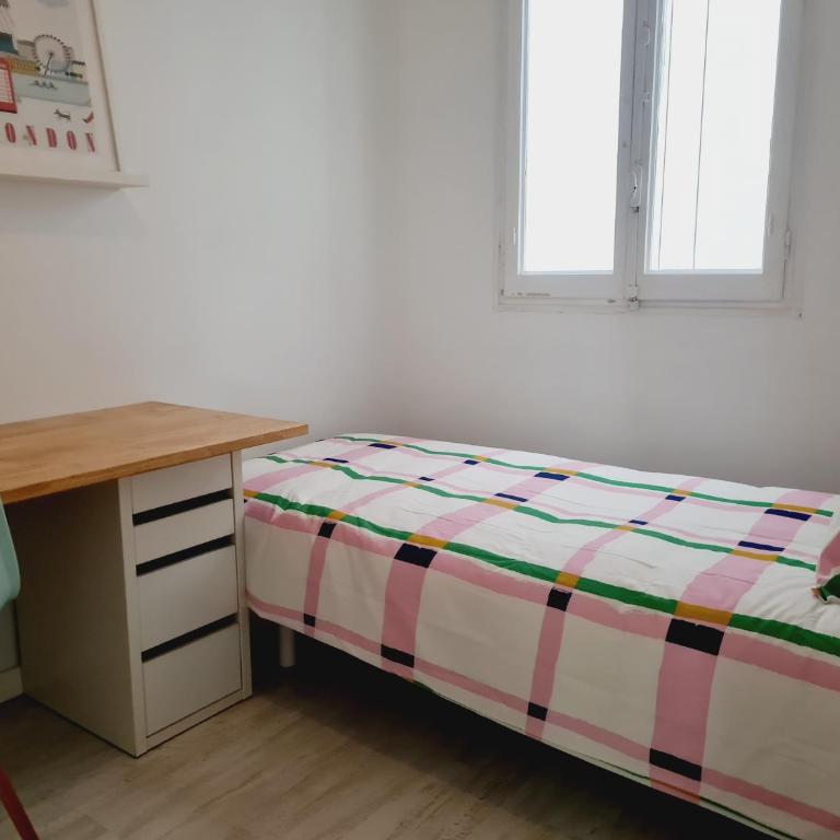 PATRAIX FLAT - Three-Bedroom Apartment - 8