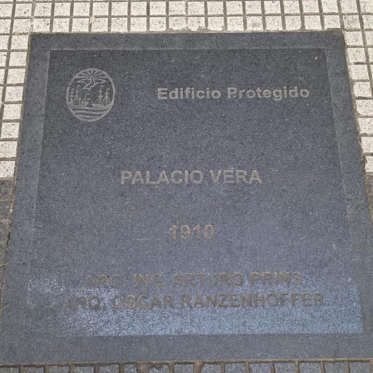 Monumento Histórico en Palacio Vera - Estilo Art Nouveau - PlusProps - Apartamento Deluxe de 2 dormitorios - 12