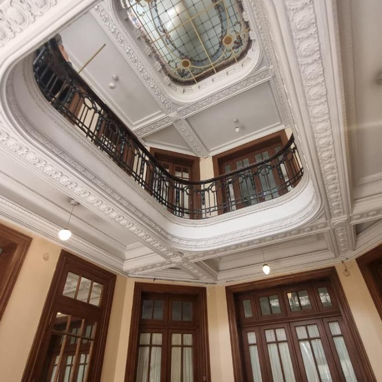 Monumento Histórico en Palacio Vera - Estilo Art Nouveau - PlusProps - Apartamento Deluxe de 2 dormitorios - 18
