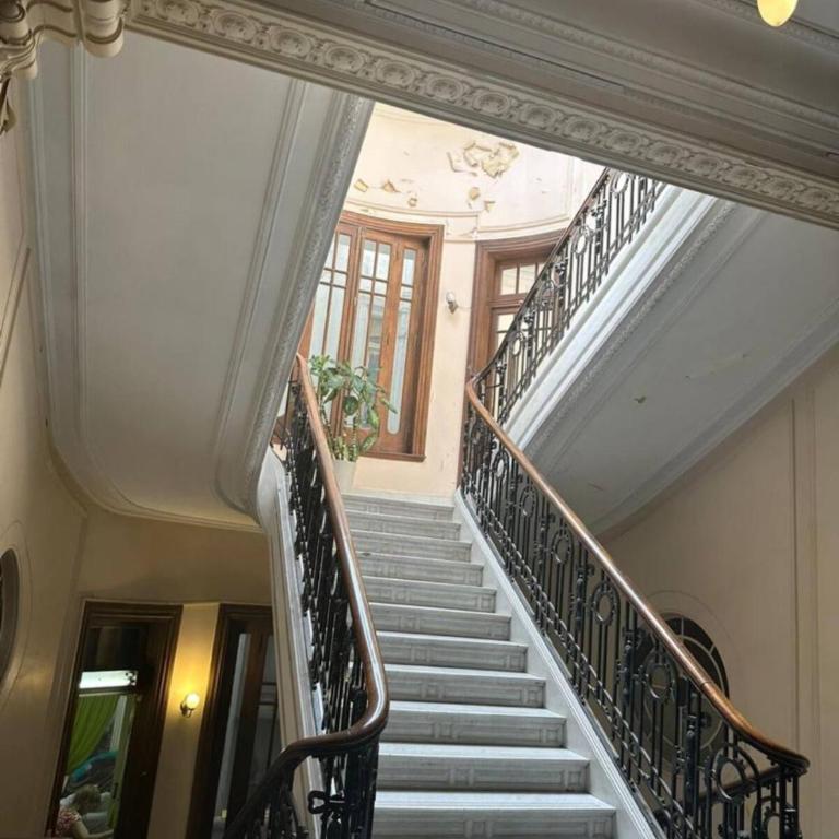Monumento Histórico en Palacio Vera - Estilo Art Nouveau - PlusProps - Apartamento Deluxe de 2 dormitorios - 1