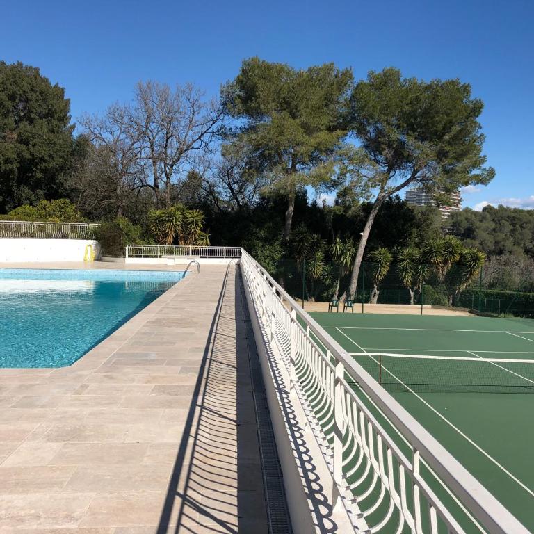 Capleouna-Saint-Andrieu - Maison 3 Chambres - 11