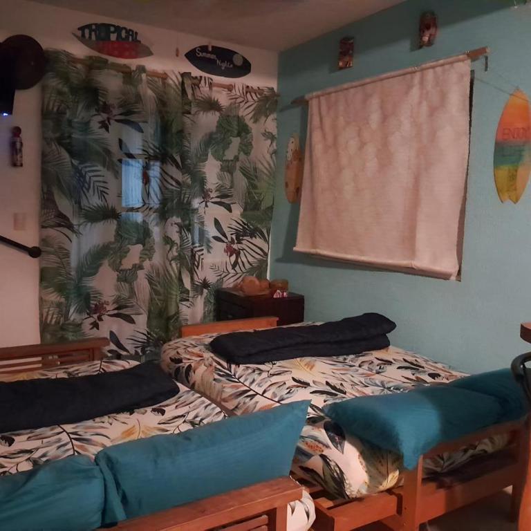 Beach House with Jacuzzi - Two-Bedroom House - 6