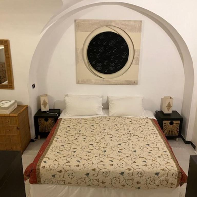 Elly's Loft - One-Bedroom Apartment - 14