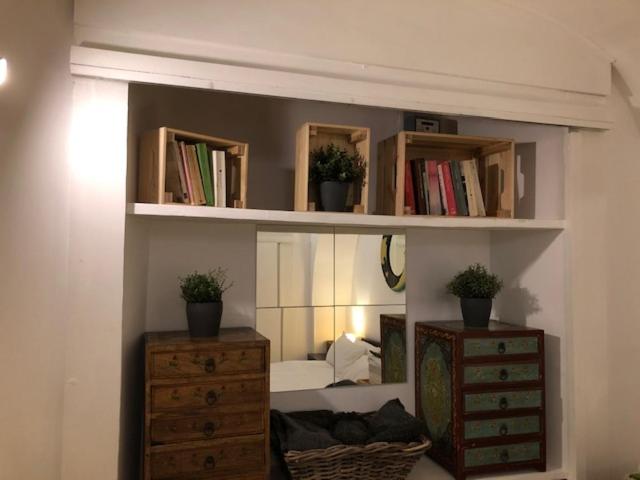 Elly's Loft - One-Bedroom Apartment - 18