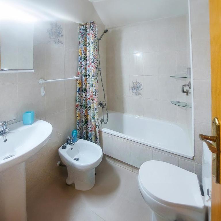 Lucky Apartment - One-Bedroom Apartment - 16