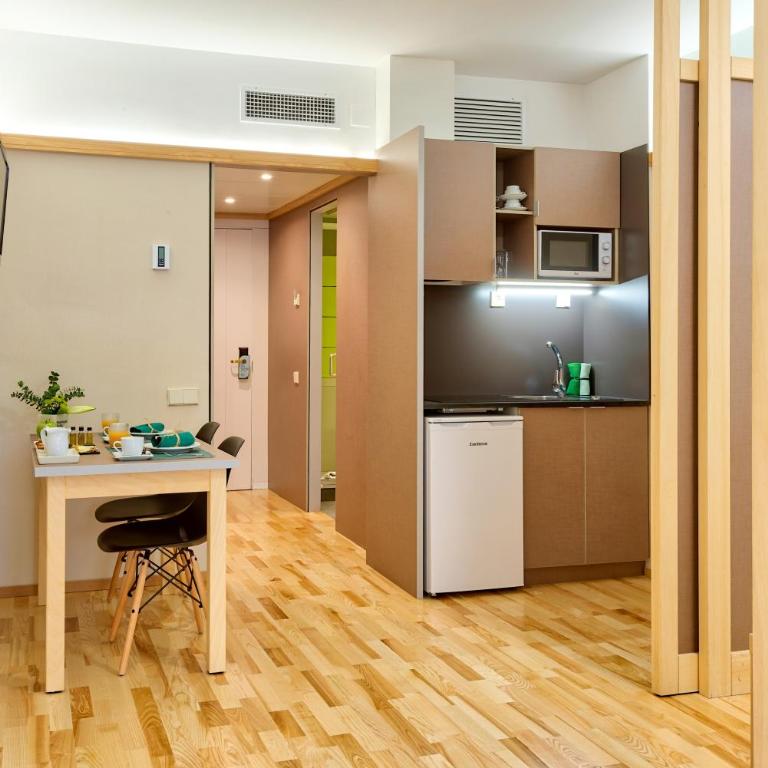 Bonanova Suite - Suite with Kitchenette - 10