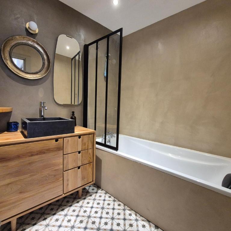 Plein centre ville, Sublime appartement avec terrasse - Bourg Saint Maurice - Apartment mit 3 Schlafzimmern - 8