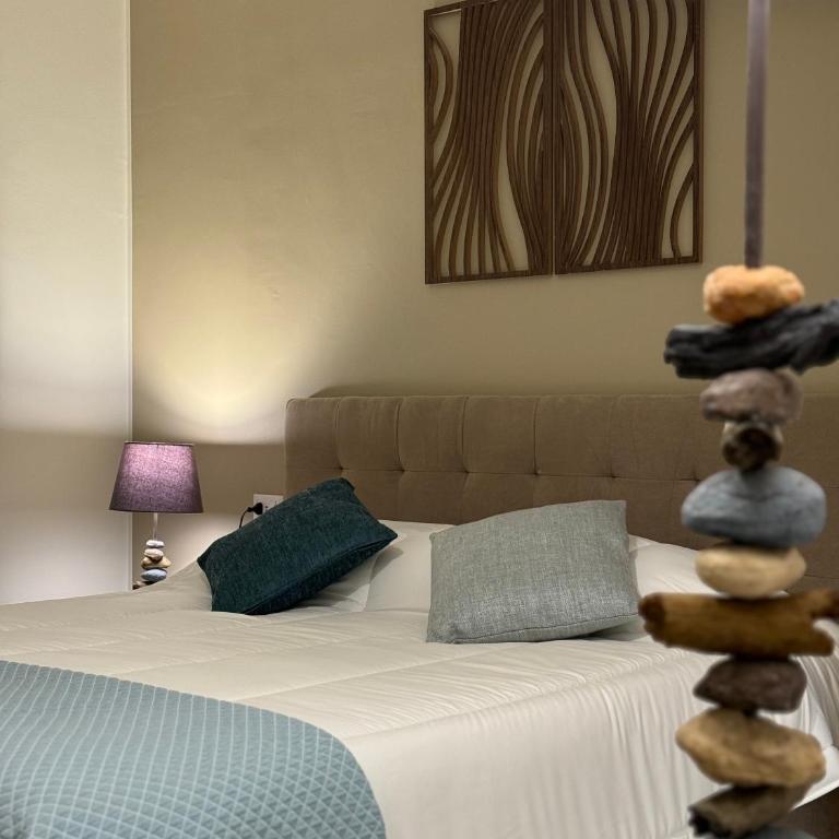 Dimora dei Vespri 2 - King Room with Roll-In Shower - Disability Access - 1