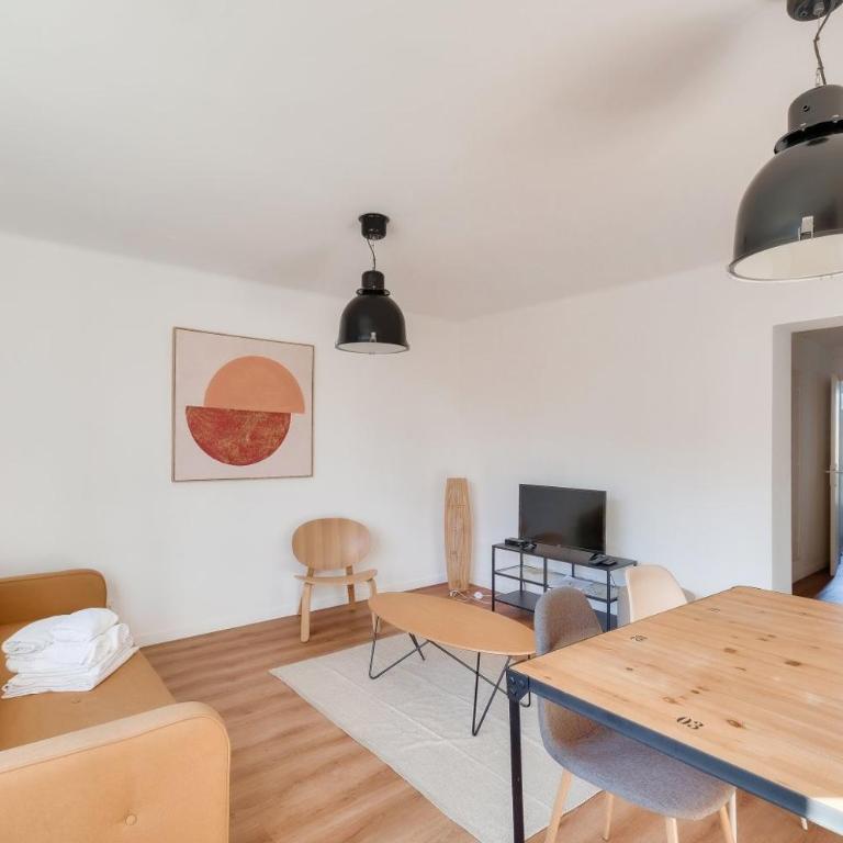 Superbe F3 proche des Terrasses du Port - Appartement 3 Chambres - 3