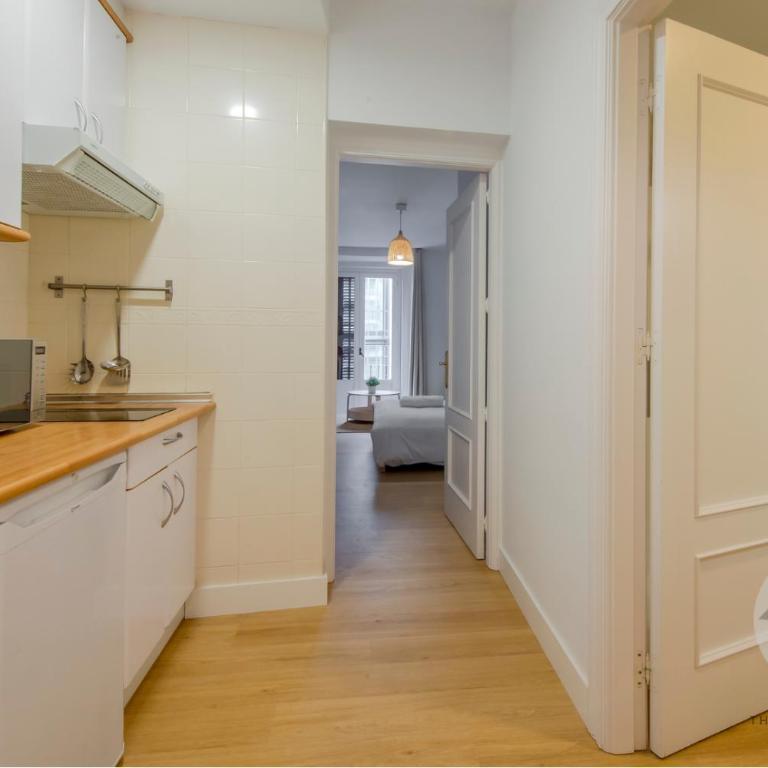 Tu balcón en Madrid para 3, Carretas 25 - Apartment - 10