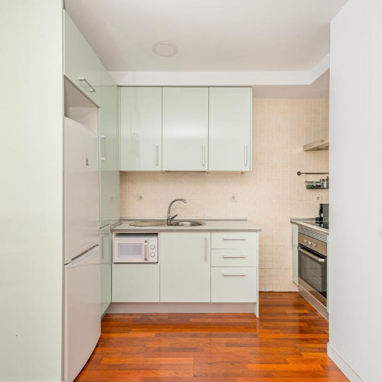 Plaza España Superb Views - One-Bedroom Apartment - 12