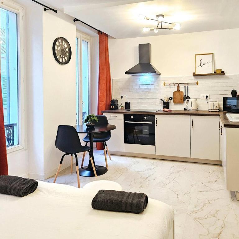 Niala Studio in city center of Marseille at Vieux-Port and Opera - Apartment - 1
