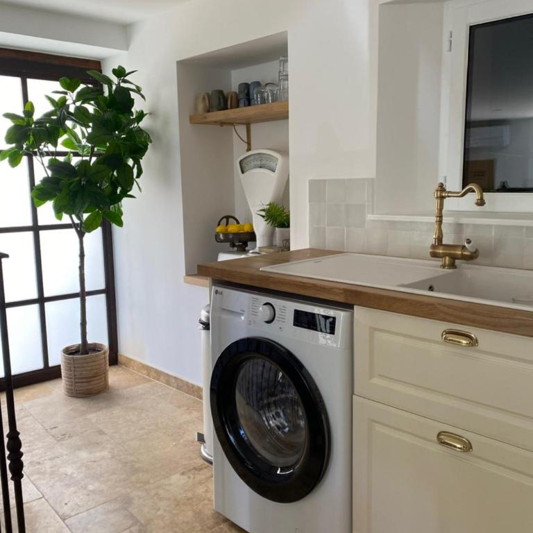Riverside farmhouse with olive grove - Maison 2 Chambres - 7