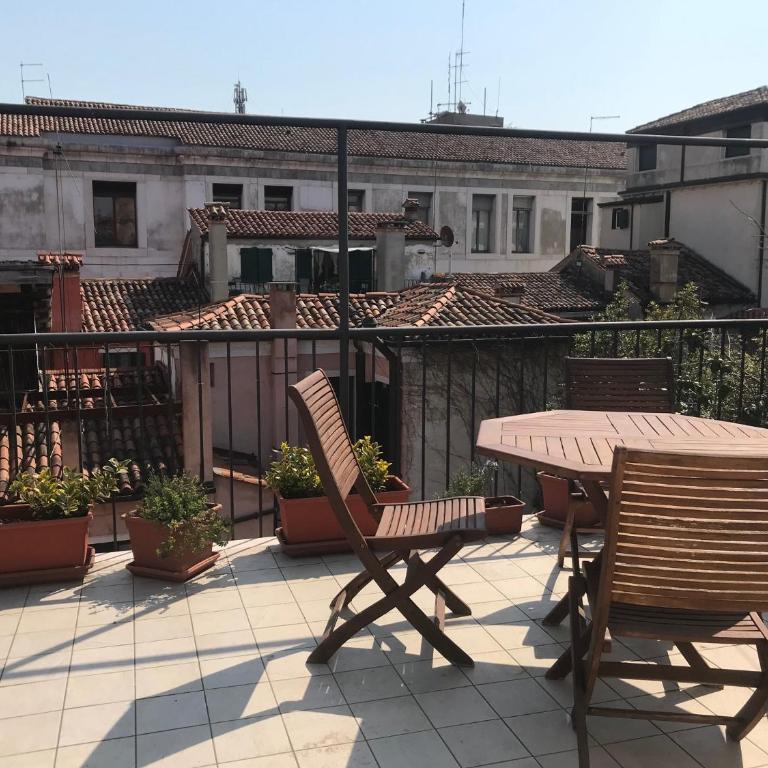 Ca' Ruffoni Terrace - Appartamento con 2 Camere da Letto - 17