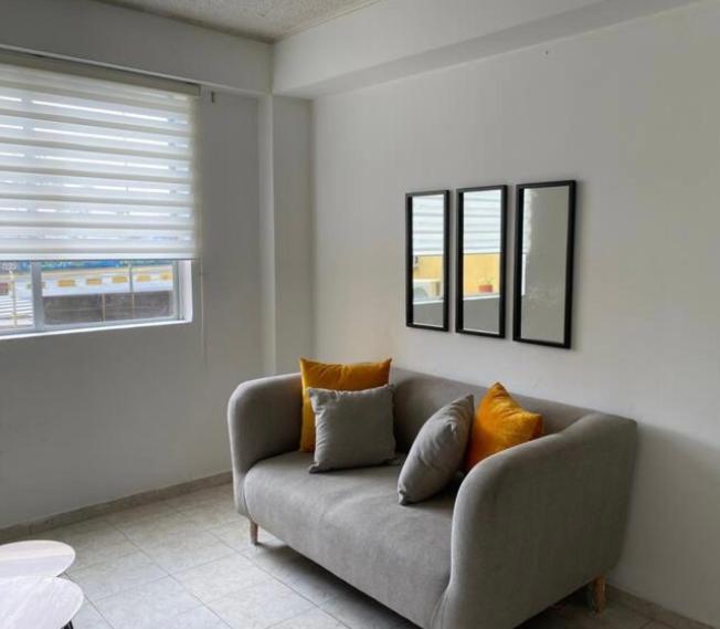 Elit - One-Bedroom Apartment - 3