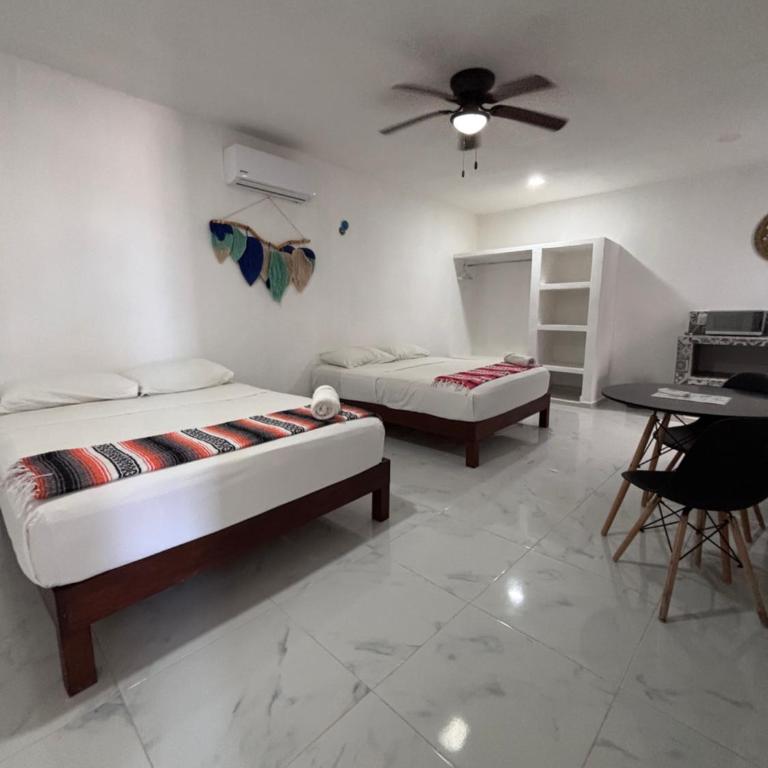 ALMAR FAMILY HOUSE - Habitación Doble - 2 camas - 2