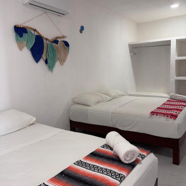 ALMAR FAMILY HOUSE - Habitación Doble - 2 camas - 6