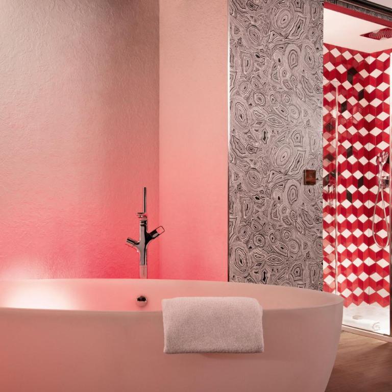 Idol Hotel - Suite Junior - 11