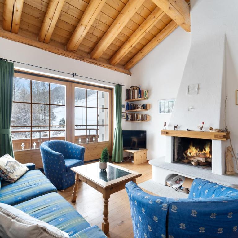 Luxury Chalet St Moritz with View - 4 Bedrooms - Apartment mit 4 Schlafzimmern und einem Balkon - 1