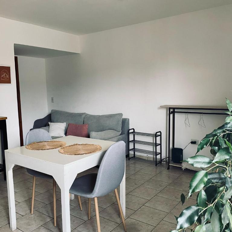 Sur Alojamiento Ushuaia - Apartamento de 1 dormitorio con balcón - 1